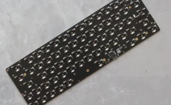 핫 스왑 64RGB 레이아웃 기계식 키보드 PCB 호환