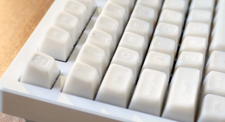 KBDiy 142 Keys PBT White Translucent Keycaps 60% 70% SA Profile Double Shot Keycap Custom for Mechanical Keyboard Game for 64 75