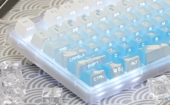 측면 각인 반투명 키캡